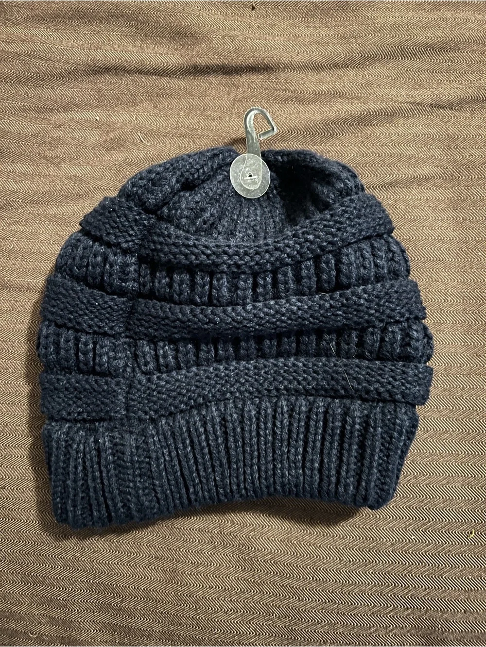 New Woman’s CC Exclusive Embroidered Knit Beanie O/S In Navy Blue